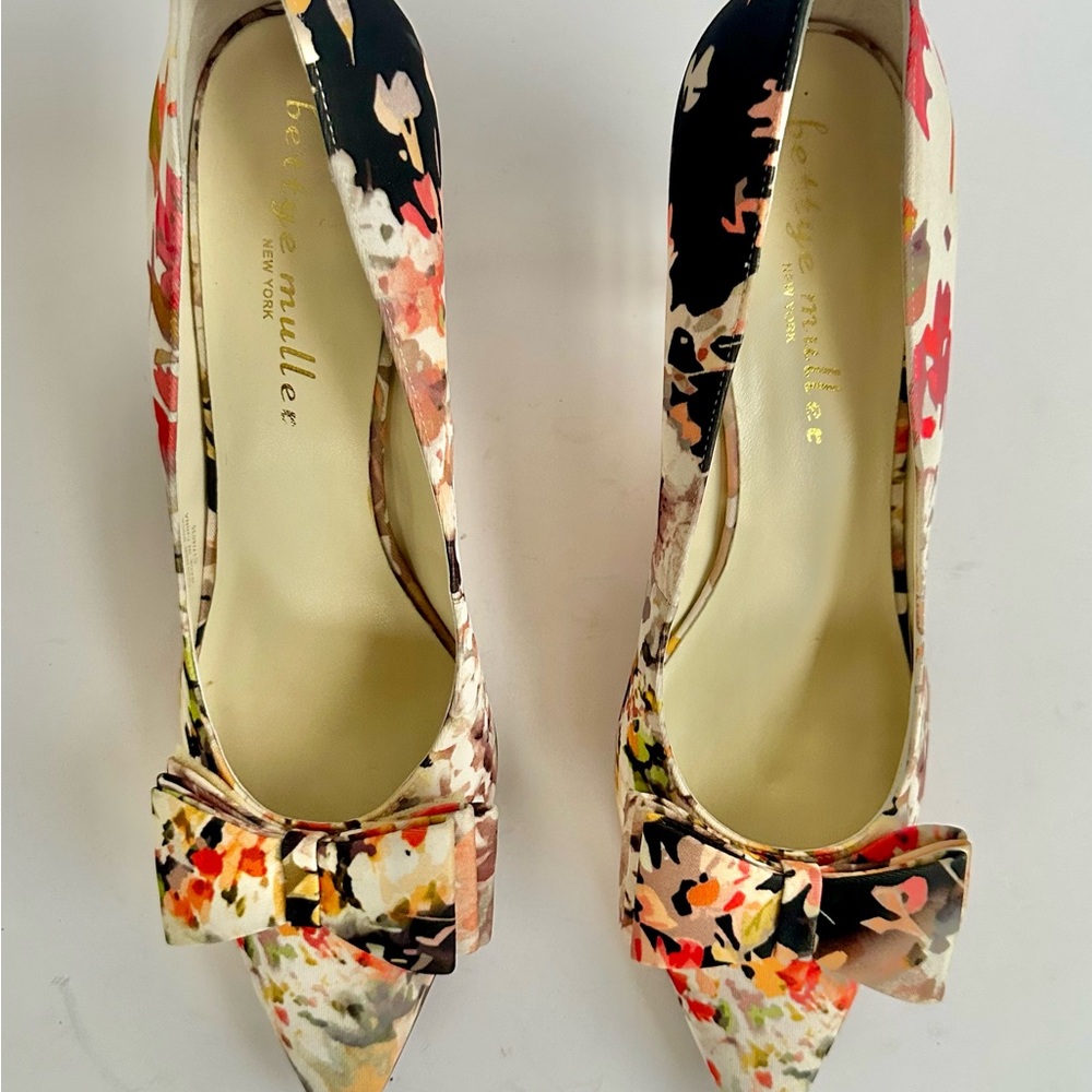 Women's Floral Heels - Multicolor